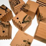 Cajas para camisetas creativas