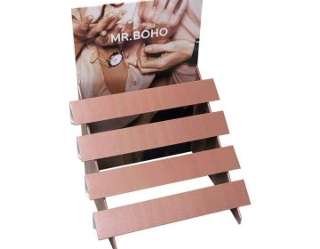 expositor-de-carton-para-relojes